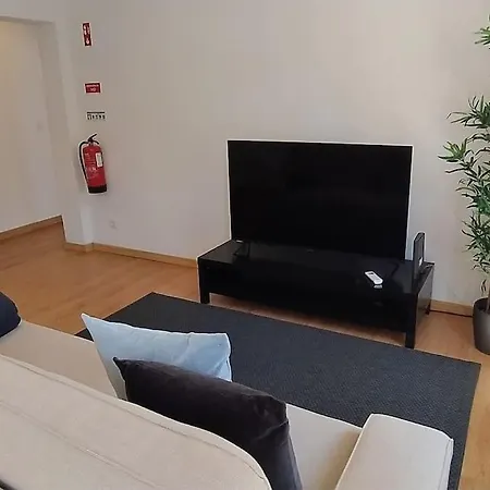 Apartment Lisboa/city/sunny Apar/metro/airport/wifi/air Cond Lisbon