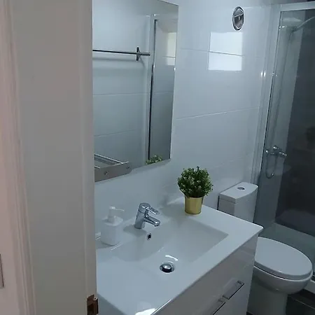 Appartement Lisboa/city/sunny Apar/metro/airport/wifi/air Cond *