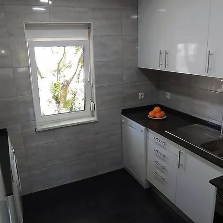 Appartamento Lisboa/city/sunny Apar/metro/airport/wifi/air Cond Lisbona