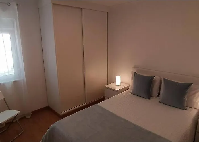 Appartamento Lisboa/city/sunny Apar/metro/airport/wifi/air Cond *